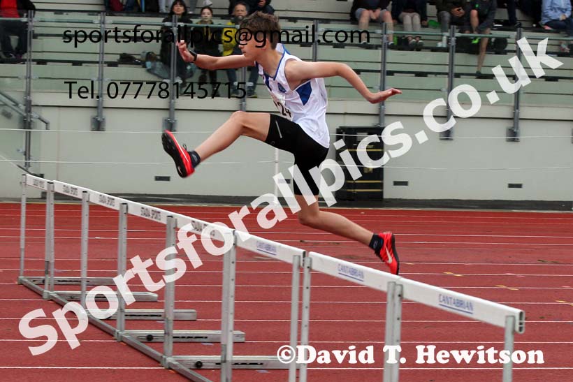 Mens and Boys hurdles, 2021 North Eastern Track and Field Champs., Middesbrough. Photo: David T. Hewitson/Sports for All Pics
